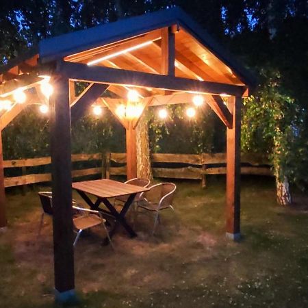 Pod Brzozami Apartment Рушиново Екстериор снимка